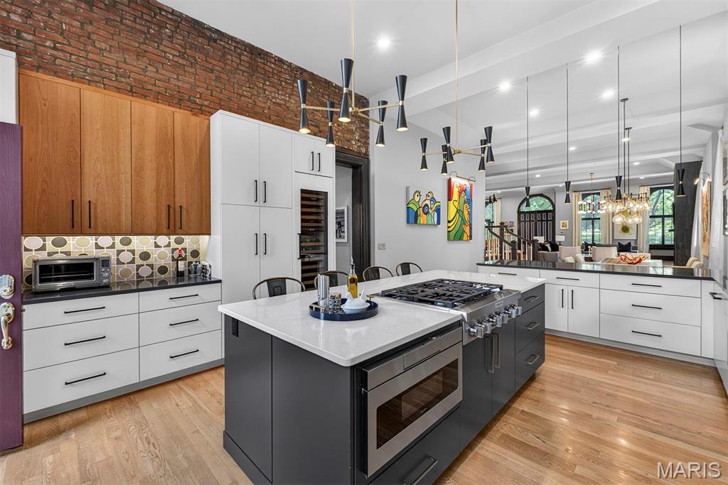 Lafayette Square - Residential