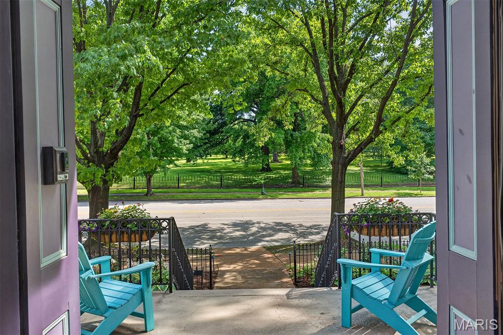 Lafayette Square - Residential