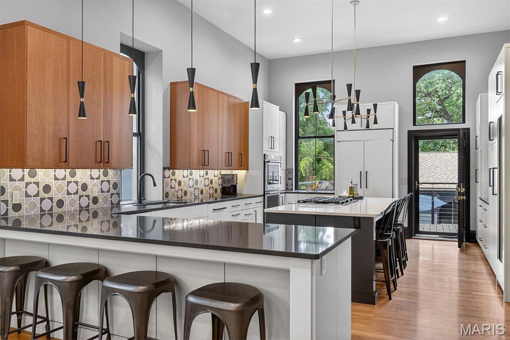 Lafayette Square - Residential