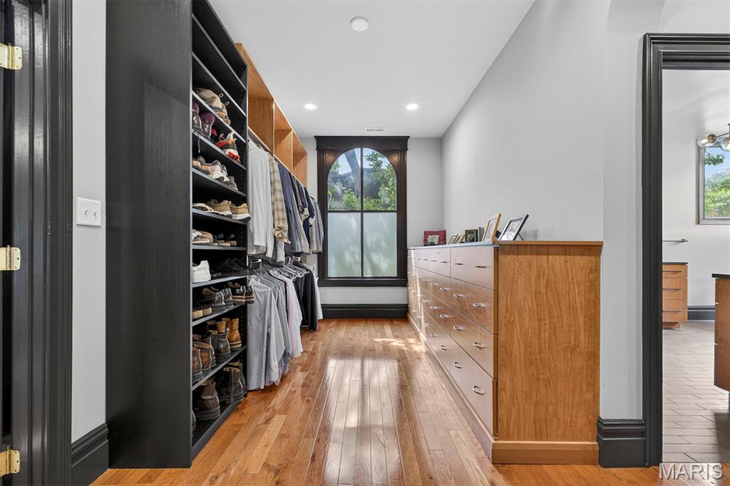 Lafayette Square - Residential