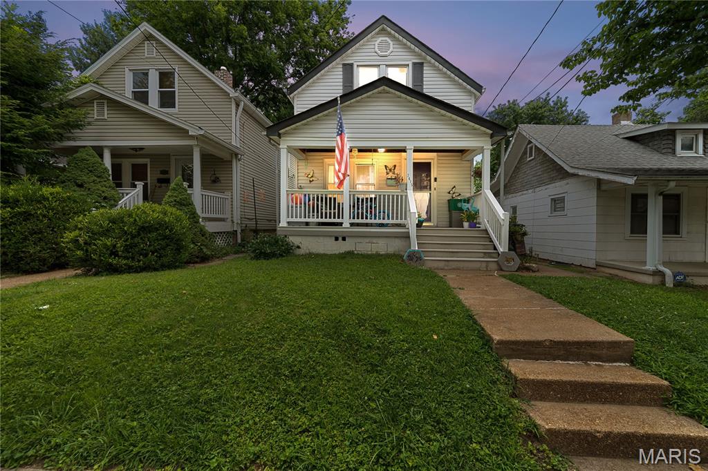 Open house Sunday 6/28 1-3pm! Welcome home to this charming Maplewood gem, where character, comfort, and location come together. Relax on the inviting covered front porch before stepping inside to beautiful pine wood floors that flow through the spacious living room and separate dining room. The cute kitchen offers plenty of functionality, while the bonus room just off the back provides flexible space for a home office, mudroom, playroom, or additional living area.

Upstairs, you’ll find two comfortable bedrooms and a full bathroom featuring a classic clawfoot tub that adds timeless charm. The walk-out basement offers laundry hookups along with plenty of space for storage, a workshop, home gym, or additional hangout area. Outside, the large, flat, fenced backyard is ready for entertaining, gardening, pets, or simply enjoying the outdoors. Whether you’re relaxing at home or exploring everything Maplewood has to offer, you’ll appreciate the unbeatable location with easy access to local restaurants, shops, parks, and major highways.

Don’t miss your opportunity to own this character-filled home in one of the area’s most desirable neighborhoods.