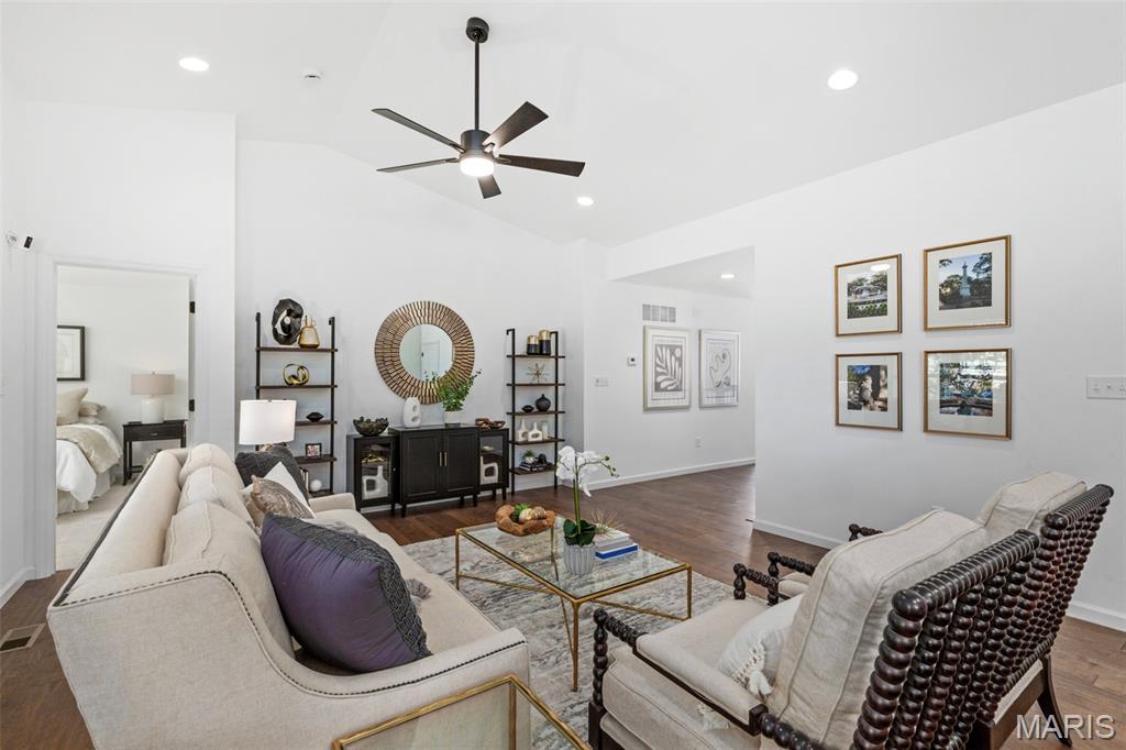 Parkview Manors - Residential