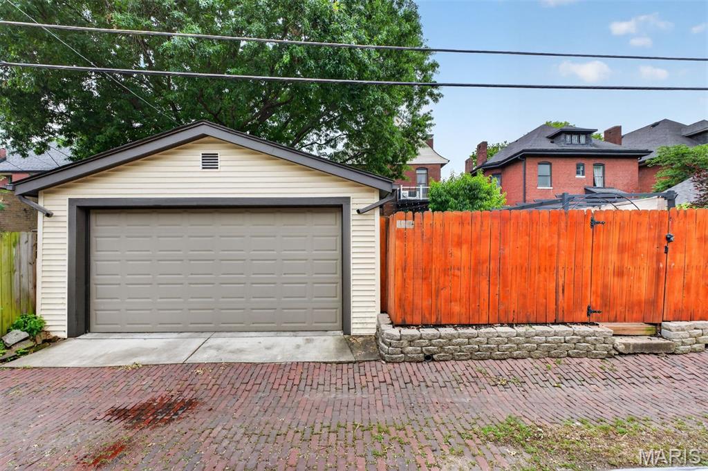 Compton Heights - Residential
