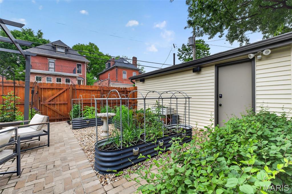 Compton Heights - Residential