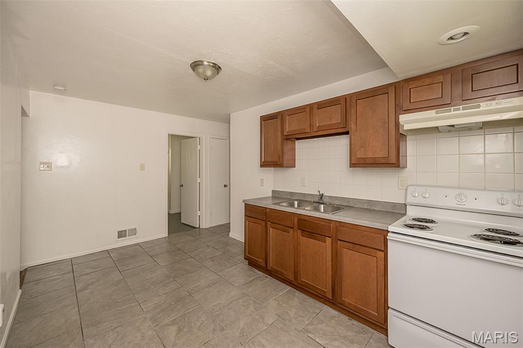 Glasgow Village Unit 15 - Residential