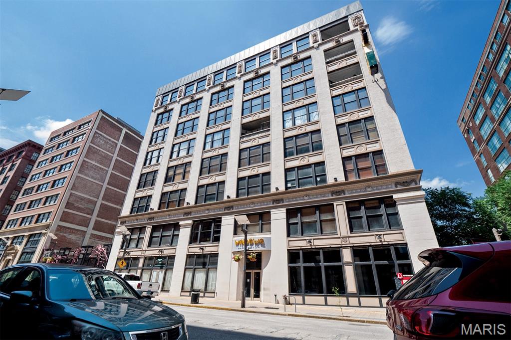 Windows Lofts - Residential Lease