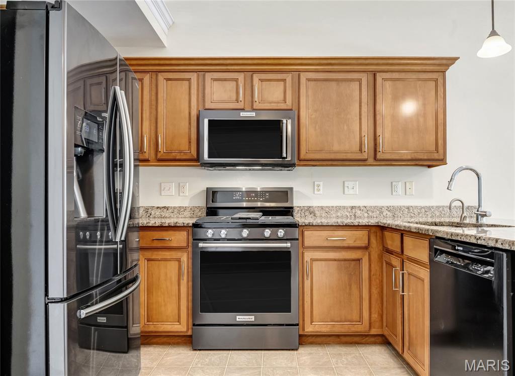 Preston Pointe - Residential