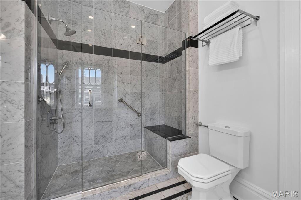 Forest Park Place - Residential