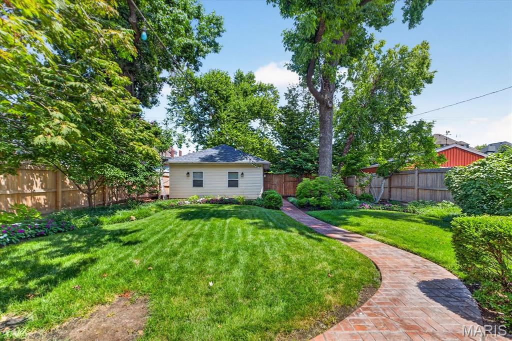 Forest Park Place - Residential