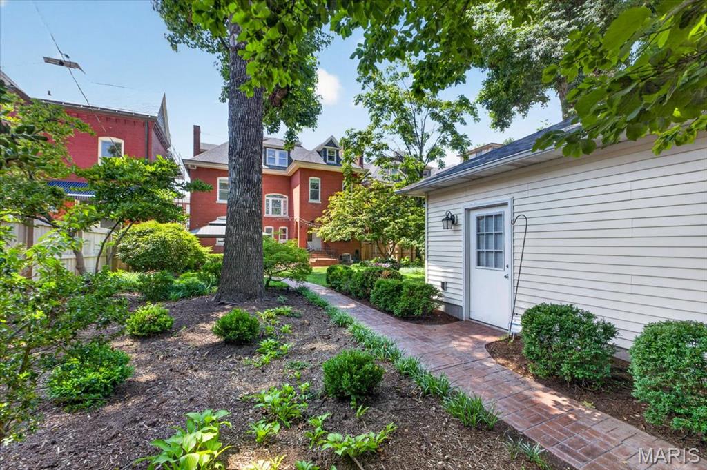 Forest Park Place - Residential
