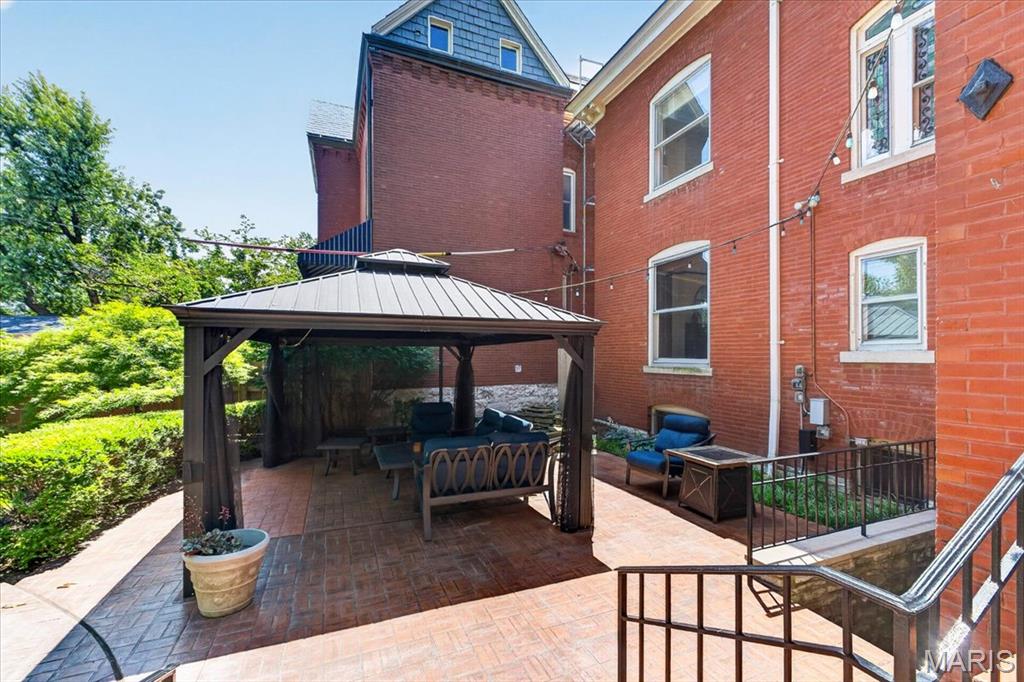 Forest Park Place - Residential