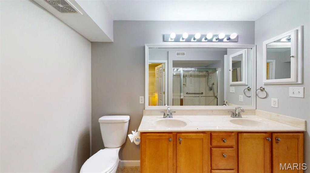 Arbor Creek Condo Five - Residential