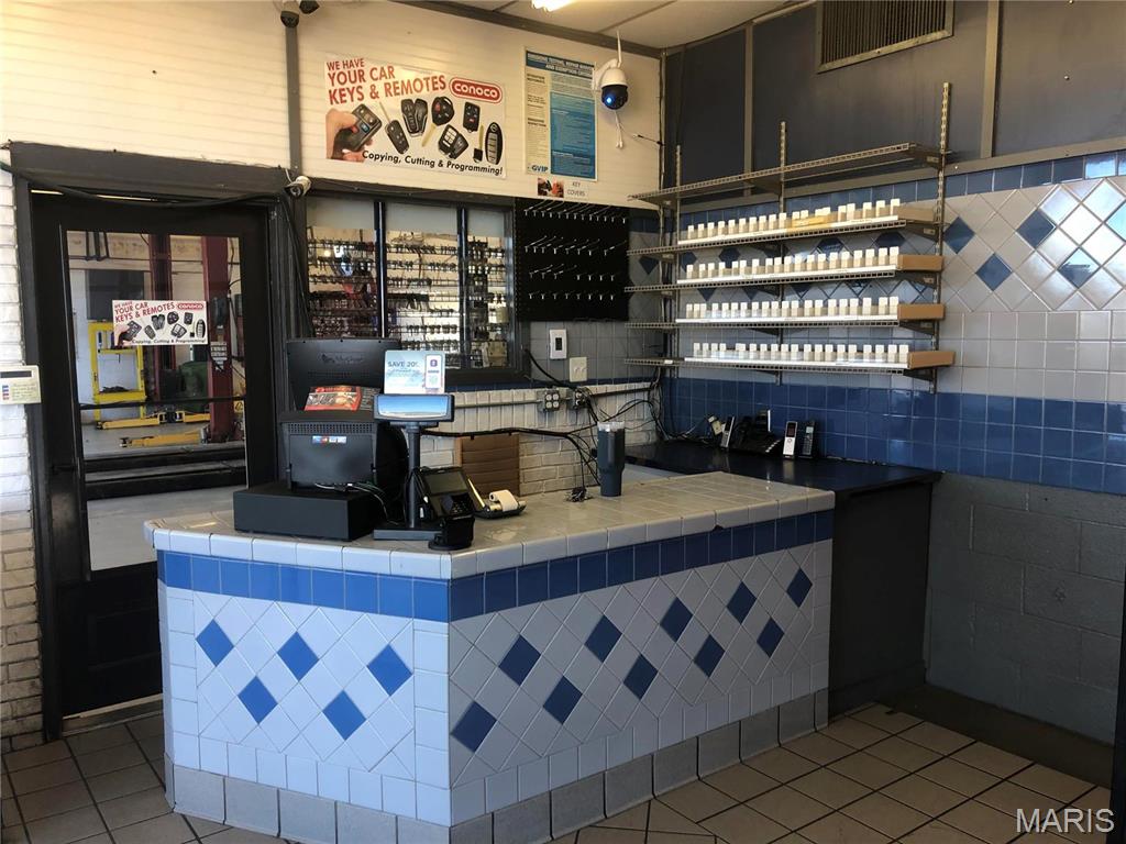 Brookmount Estate 12 - Commercial Sale
