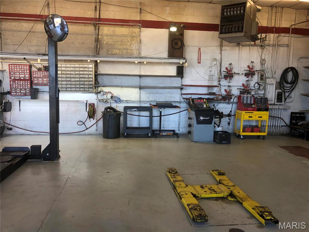 Brookmount Estate 12 - Commercial Sale