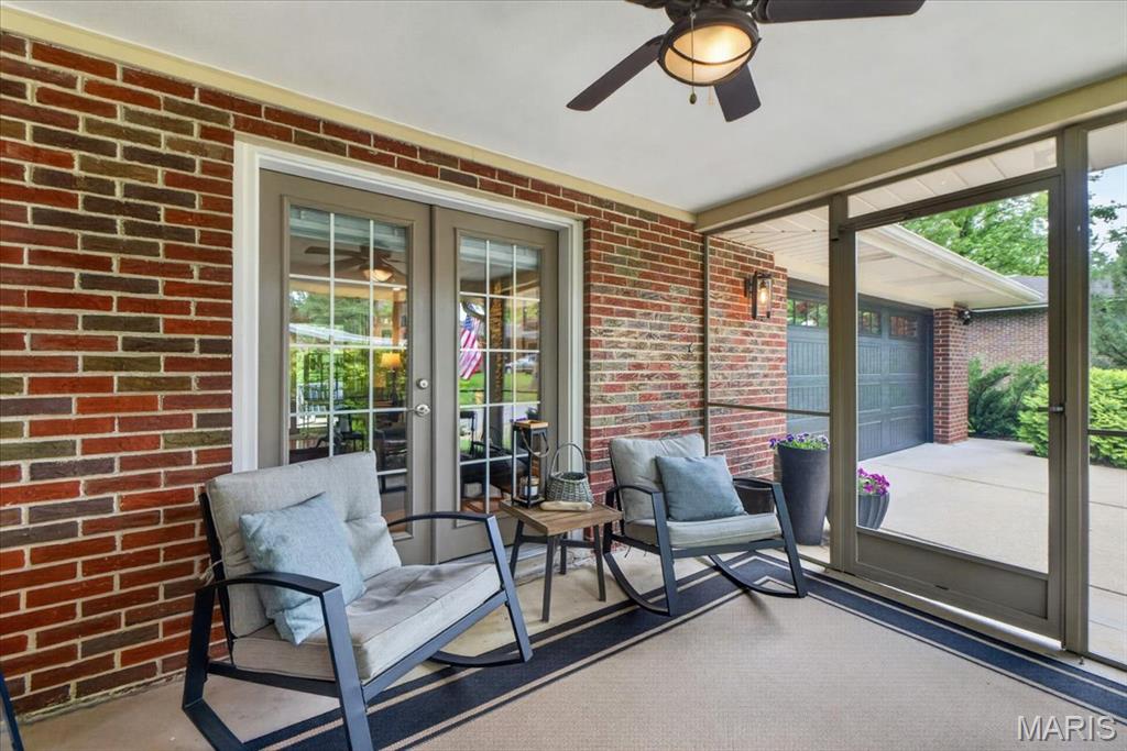 Fairway Manor - Residential