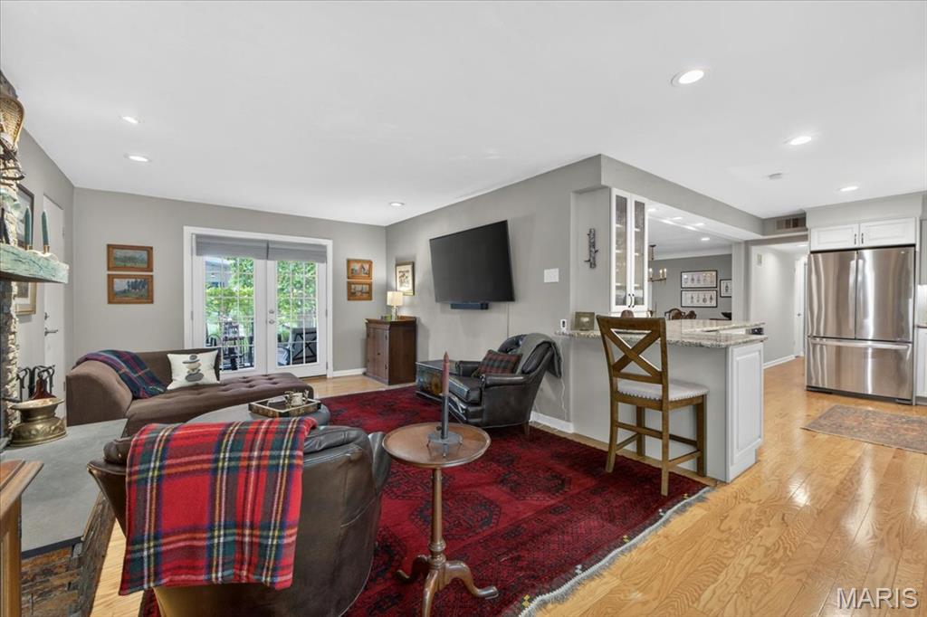 Fairway Manor - Residential