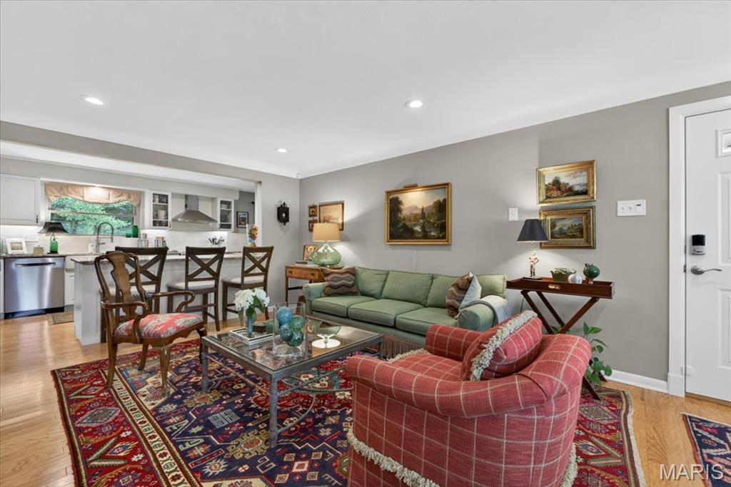 Fairway Manor - Residential