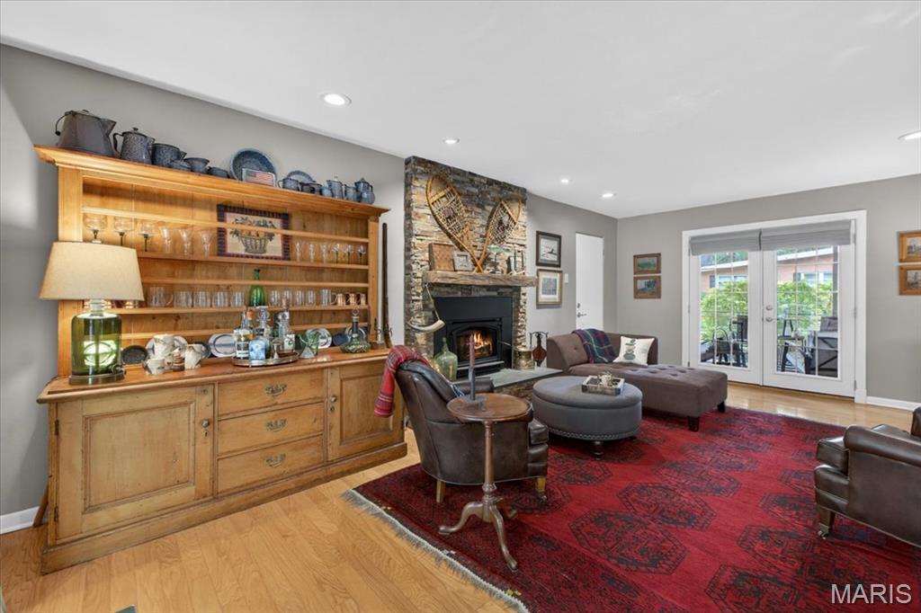 Fairway Manor - Residential
