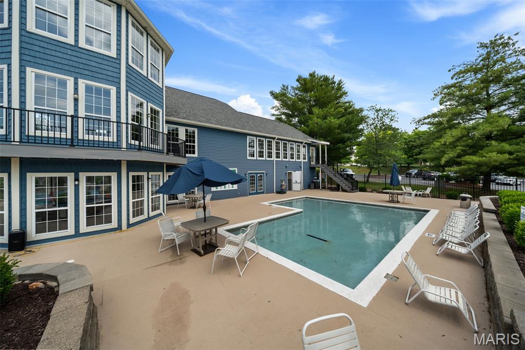 The Cove At Lake Chesterfield - Residential