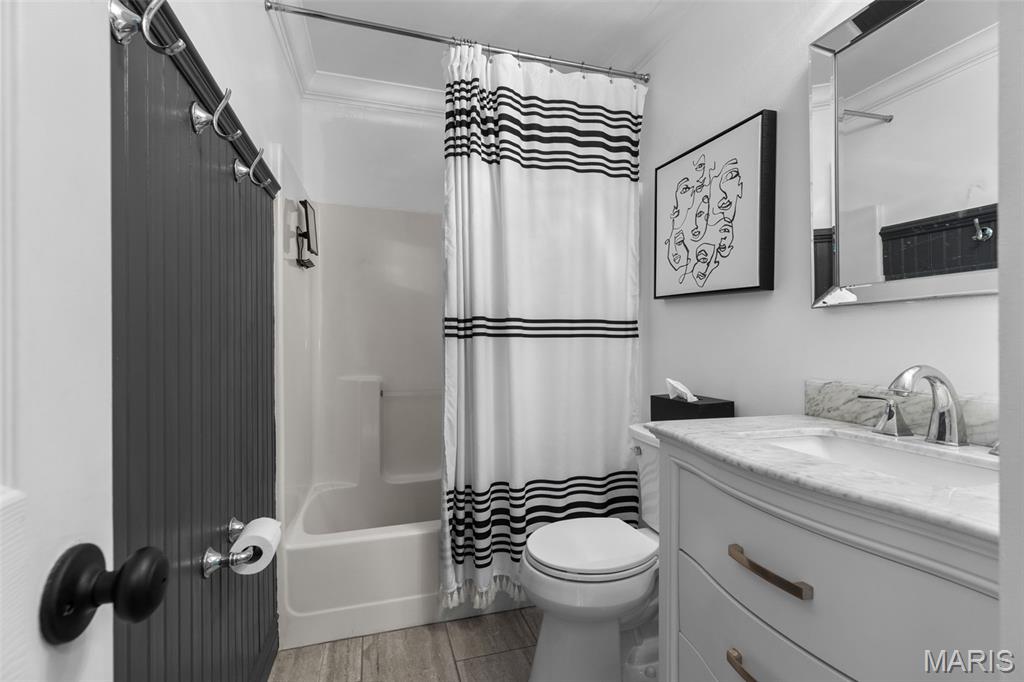 The Cove At Lake Chesterfield - Residential