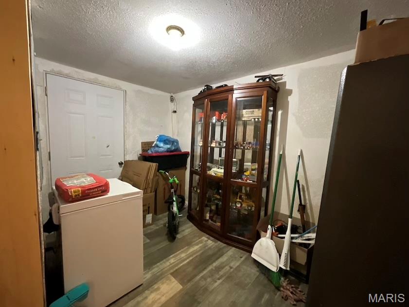 Pollocks Add - Residential