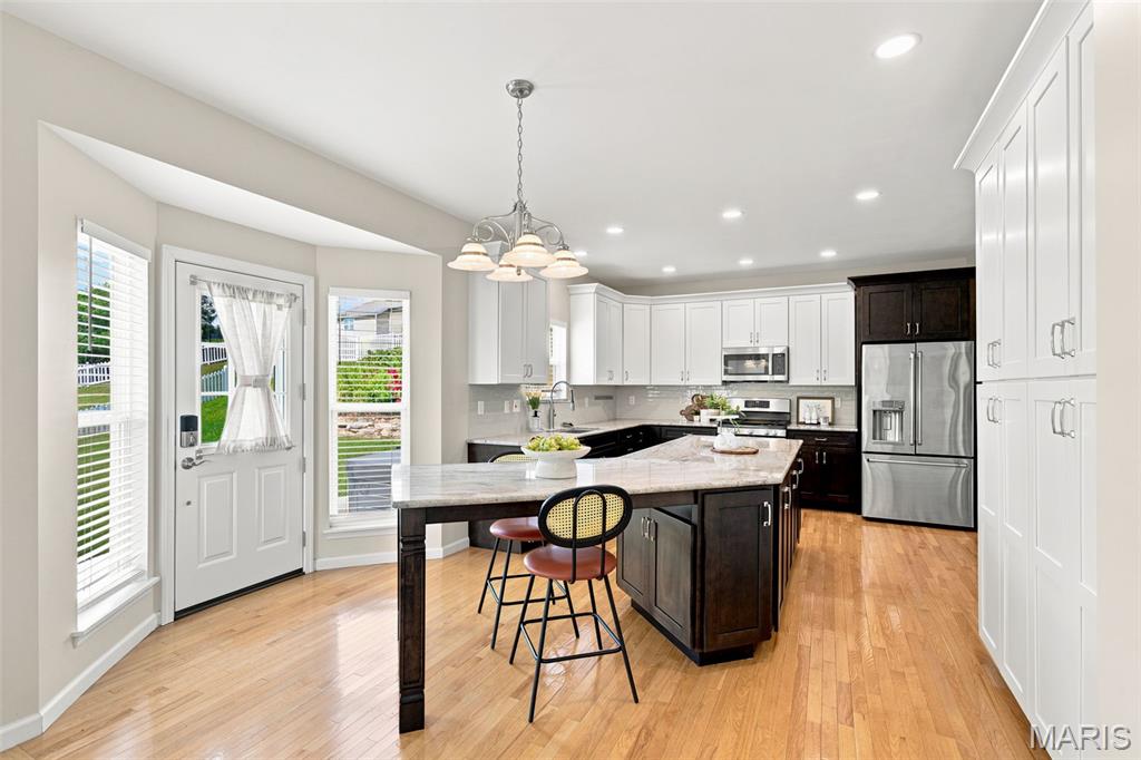 Vantage Pointe - Residential