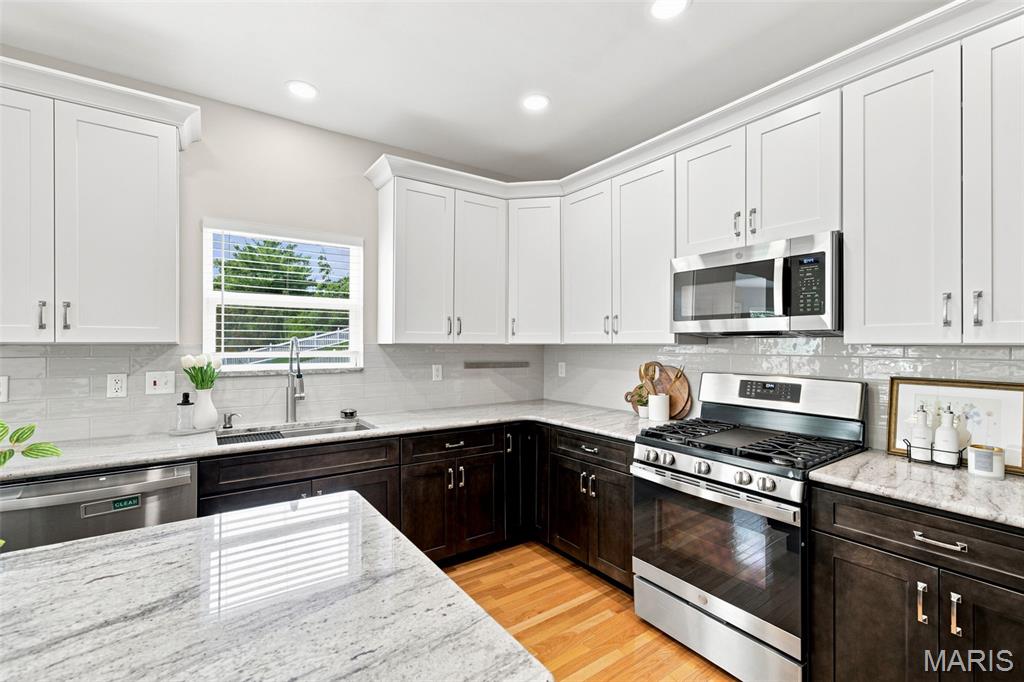 Vantage Pointe - Residential