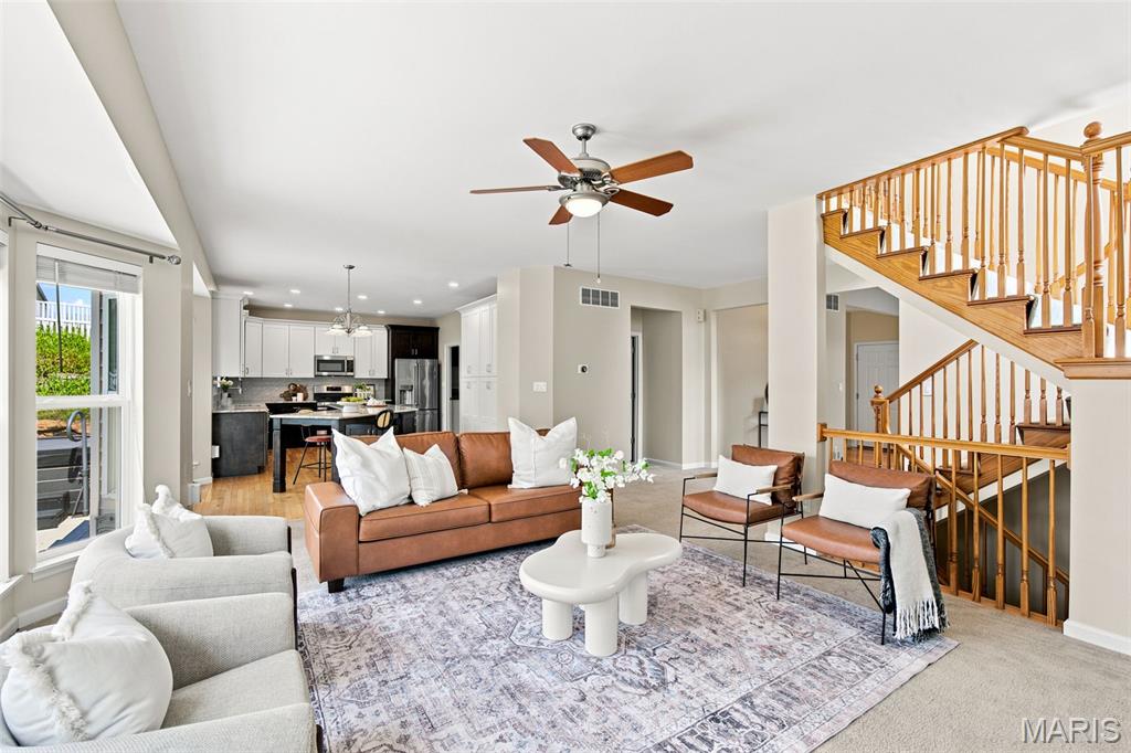 Vantage Pointe - Residential
