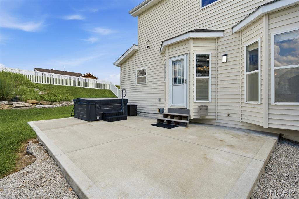 Vantage Pointe - Residential