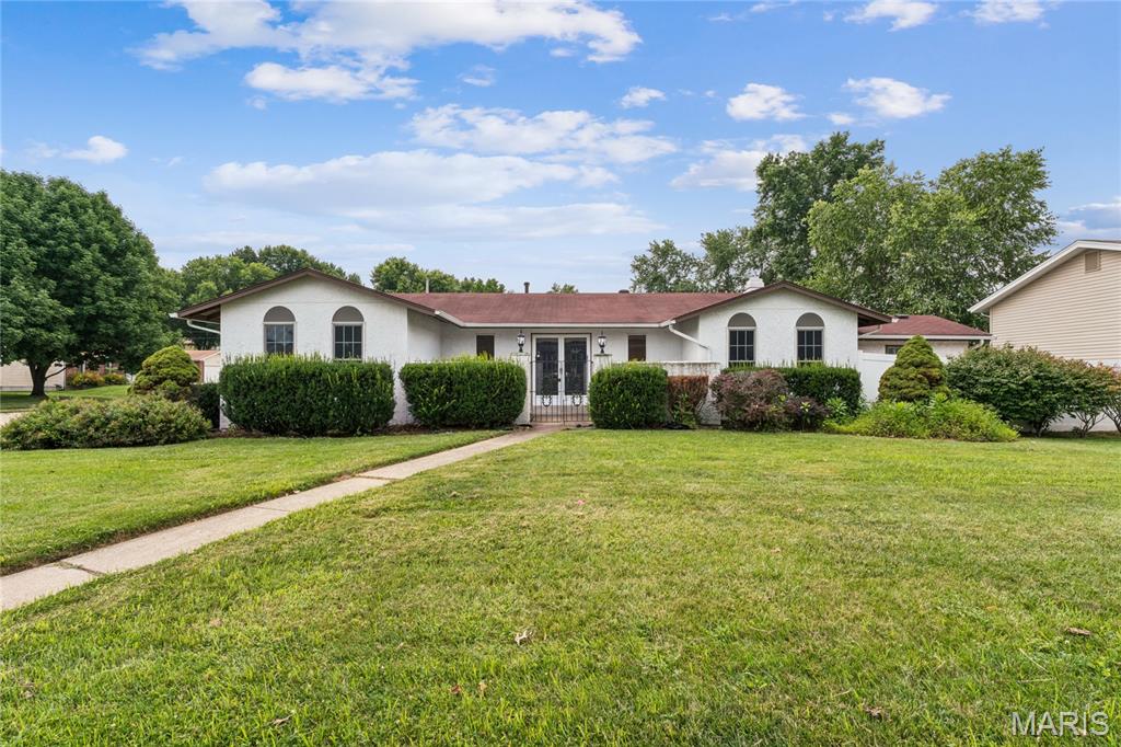 Spacious 4-bedroom, 2-bath ranch on a large corner lot in desirable Olde Towne Estate! This move-in ready home offers 1,730 square feet of comfortable main-level living with a thoughtfully designed floor plan featuring two separate living spaces, a dining room, and a spacious family room with a cozy fireplace. The private primary suite includes its own bath and walk-in closet, while three additional bedrooms provide flexibility for family, guests, or a home office.
The kitchen is centrally located with easy access to the dining area, family room, and attached two-car garage. Step outside to enjoy the oversized patio overlooking the backyard—perfect for outdoor entertaining, grilling, or relaxing.
The full unfinished basement offers over 1,100 square feet of additional space ready to be customized into a recreation room, home gym, workshop, or additional living area while still providing plenty of storage.
Conveniently located near shopping, restaurants, parks, schools, Historic Main Street St. Charles, and easy access to I-70 and Highway 370, this home combines space, functionality, and an unbeatable location. Schedule your private showing today!