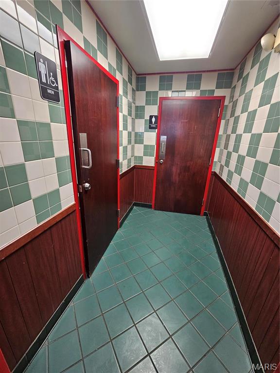 0 - Commercial Sale