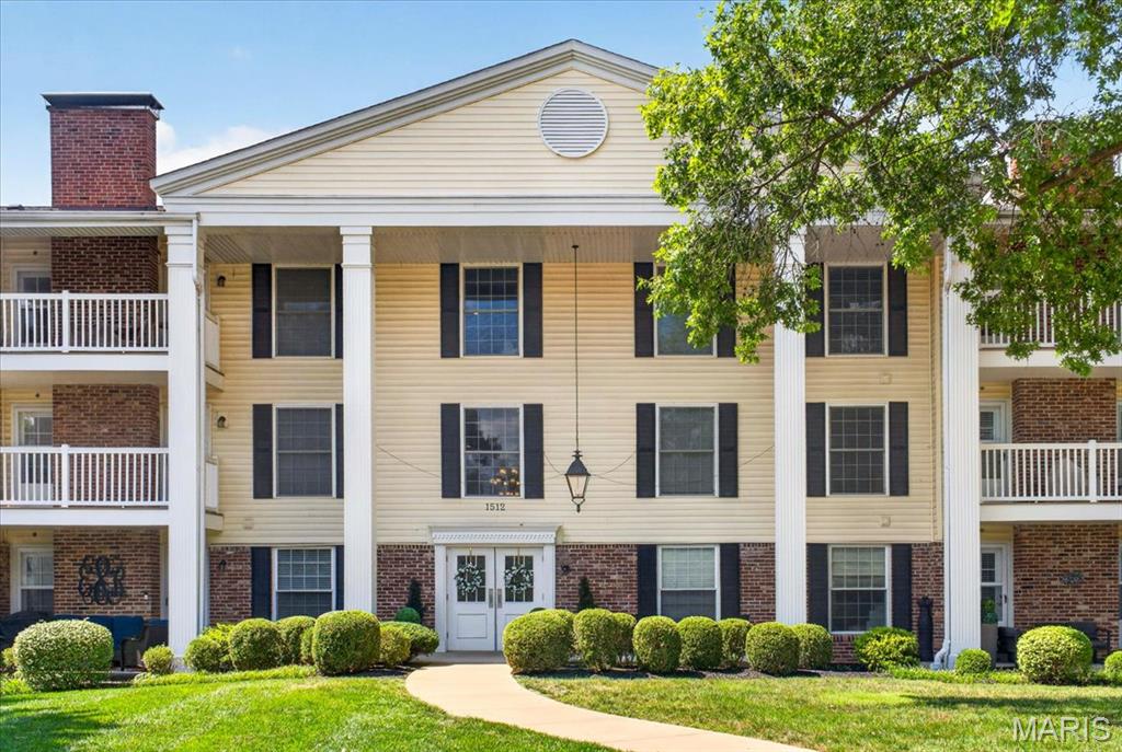 Welcome to this beautifully updated 2-bedroom, 2-bath condominium in the highly desirable Brandywine community! This unit offers elevator access, secure garage parking, and a no-step walkway to the building for exceptional convenience. Step inside to find beautiful wide-plank wood flooring throughout the main living areas, high-gloss porcelain tile flooring, crown molding, and an open floor plan that seamlessly connects the living room, dining room, and den. The inviting living room features a gas fireplace, recessed lighting, and French doors leading to a private composite balcony overlooking the beautifully maintained grounds. The updated kitchen is thoughtfully designed with custom white soft-close cabinetry, quartzite countertops, stainless steel appliances, under-cabinet LED lighting, two pantry closets, a slide-out spice rack and trash cabinet, and built-in display shelving for added storage. Both bathrooms were beautifully renovated with taller custom vanities, Silestone quartz countertops, dual undermount sinks, custom mirrors, LED lighting, and porcelain tile floors. The primary suite offers a large walk-in closet and a private bath with a spacious walk-in shower featuring a frameless glass door. The second bedroom has been transformed into an incredible home office complete with extensive custom built-ins, enclosed storage, display shelving, a built-in desk, a built-in Murphy bed, and a walk-in closet, making it easily adaptable for work or guests. Additional features include a laundry room with room for a full-size washer and dryer, zoned HVAC, a private storage unit on the same floor, secure elevator access, clubhouse, pool, pond with fountain, beautifully landscaped grounds, and an excellent location close to shopping, restaurants, and Parkway schools. This move-in-ready condo combines quality updates, abundant storage, and maintenance-free living!