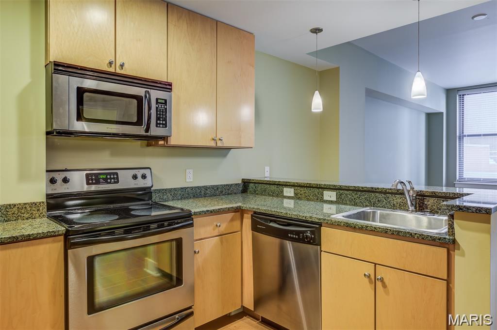 Marquette upper and Lower Residential - Residential Lease