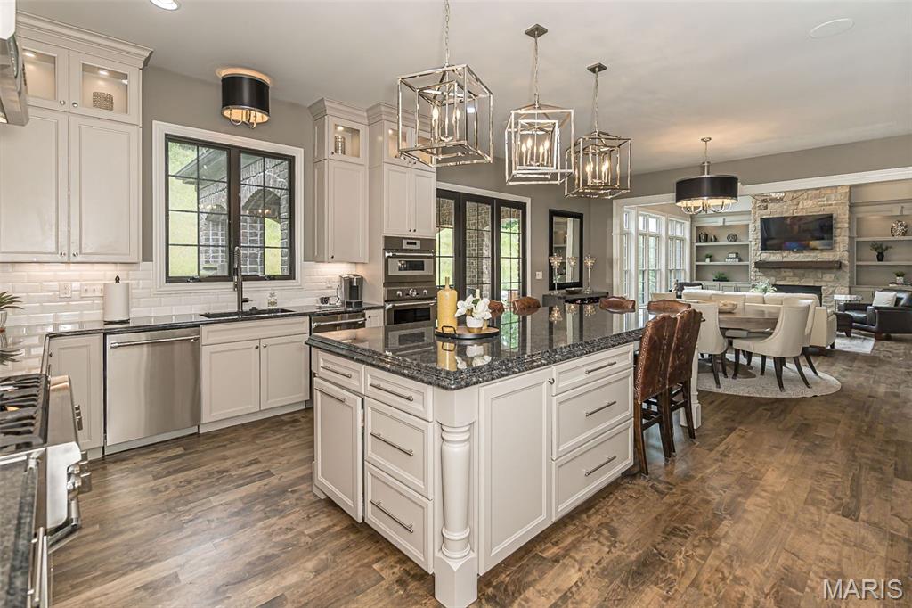 Arbors At Kehrs Mill - Residential