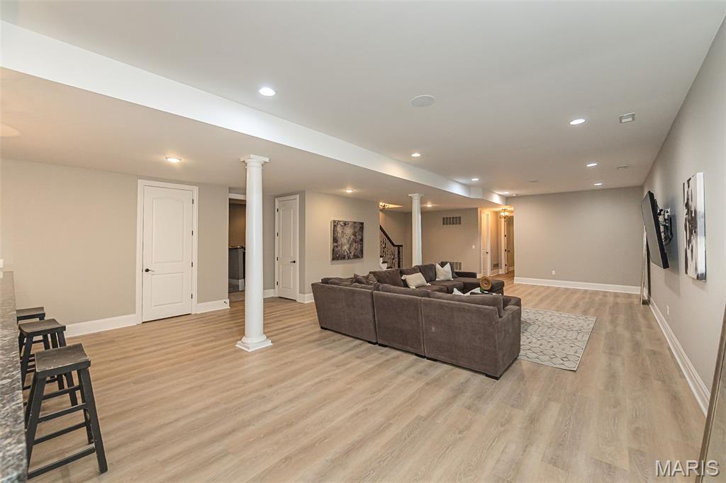 Arbors At Kehrs Mill - Residential