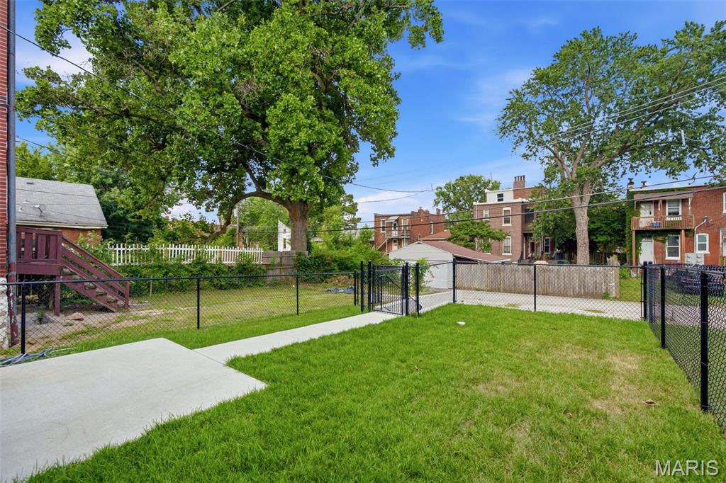 St Louis Commons Add - Residential