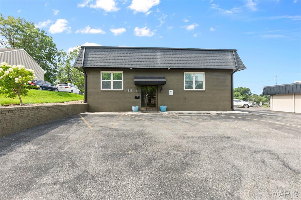 This move-in-ready commercial office space, fully remodeled in 2014, features private offices, spacious conference rooms, and an ADA-compliant entrance and restroom. Enjoy high-traffic frontage along with a newer roof, plumbing, sewer lines, HVAC components, updated electrical and network cables, plus freshly paved asphalt parking. The exterior walls are fully insulated with spray foam and cellulose, with added insulation between floors and key office areas. There’s room for a stove, oven, and break area, or the option to create an additional large conference space—the possibilities are endless! Conveniently located on busy William Street with plenty of parking, this hassle-free property needs no updates. It truly offers location, convenience, and versatility.  Priced below appraisal.