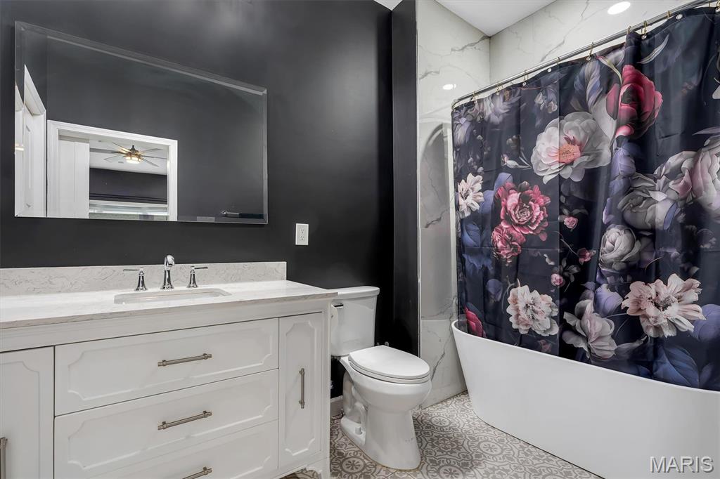 E Overland Park - Residential