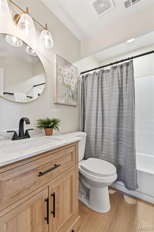 Hickory Sound Condo 1 Ph 1 - Residential