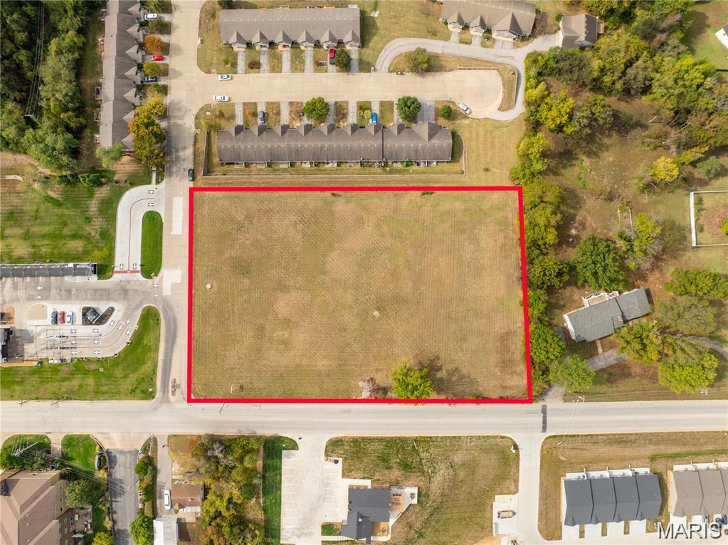 Willows At The Lake - Commercial Sale