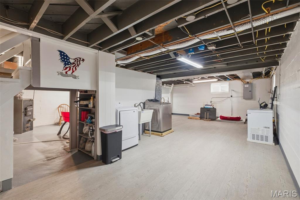 College Heights - Commercial Sale
