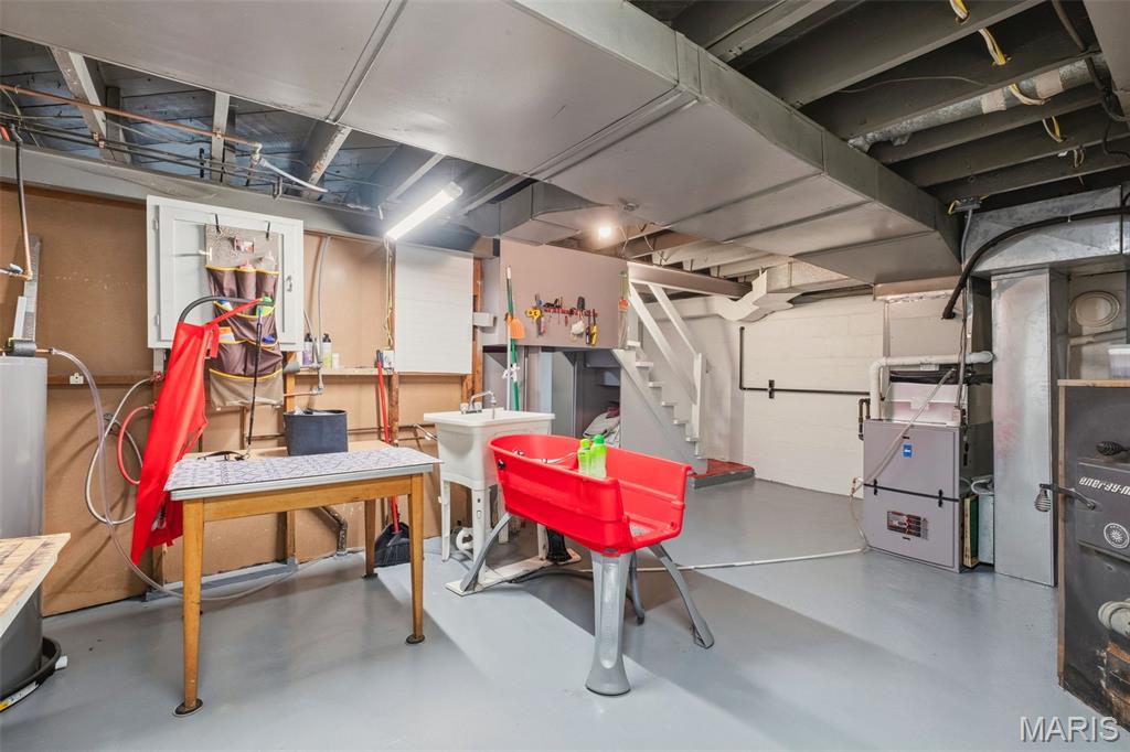 College Heights - Commercial Sale