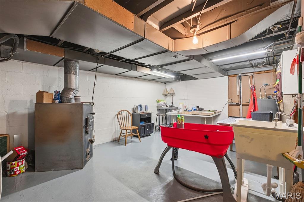 College Heights - Commercial Sale