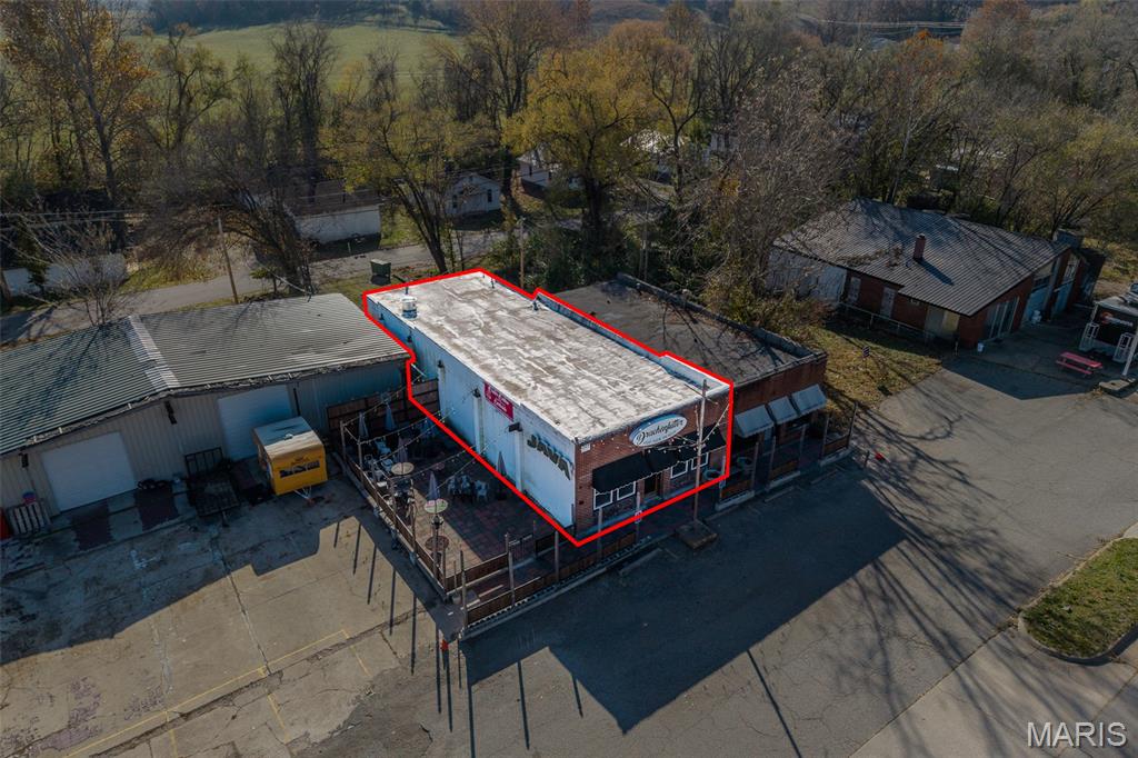 Bell-Wyrick Sub - Commercial Sale