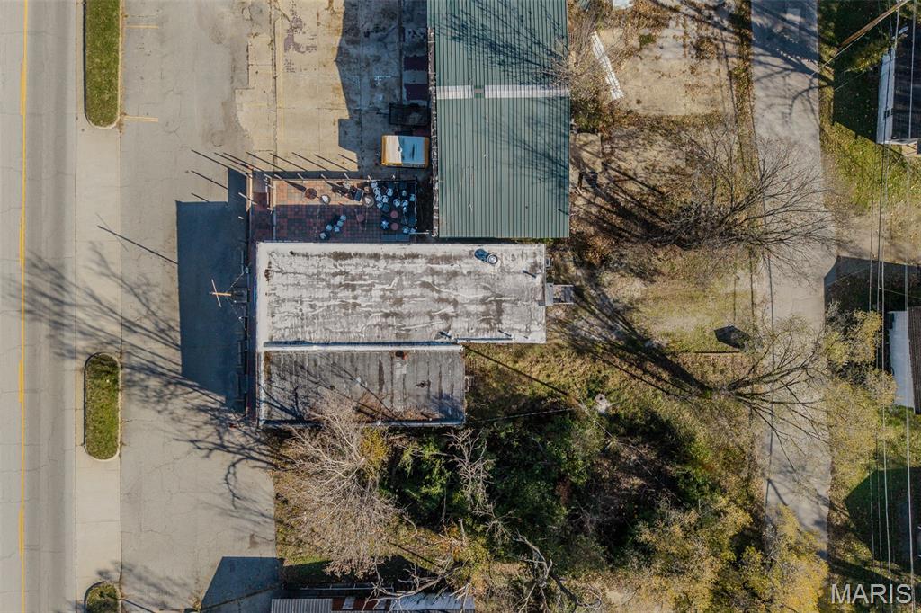 Bell-Wyrick Sub - Commercial Sale