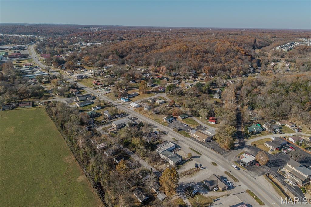 Bell-Wyrick Sub - Commercial Sale