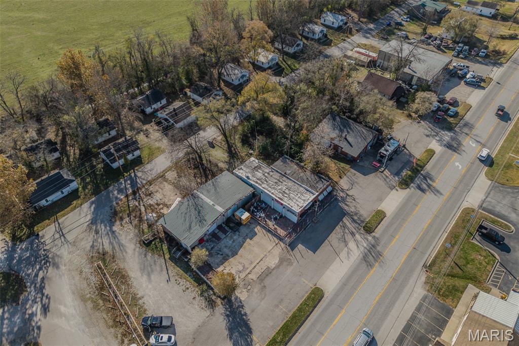 Bell-Wyrick Sub - Commercial Sale