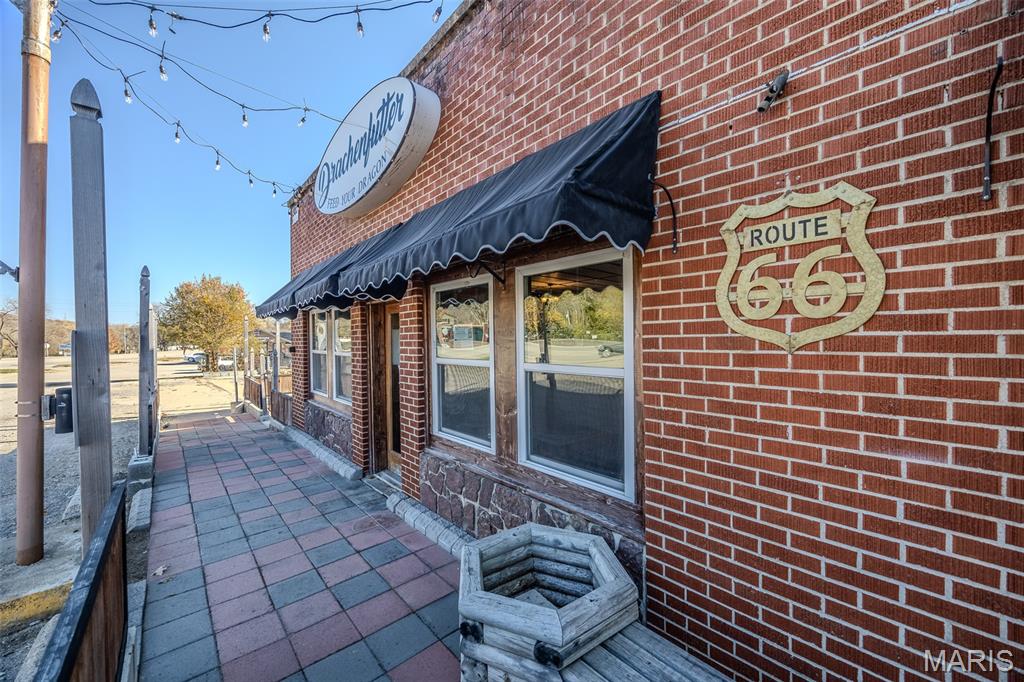 Bell-Wyrick Sub - Commercial Sale