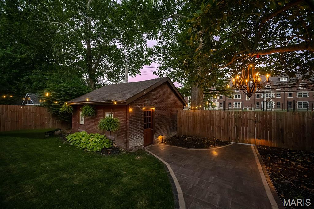 Ames Place - Residential