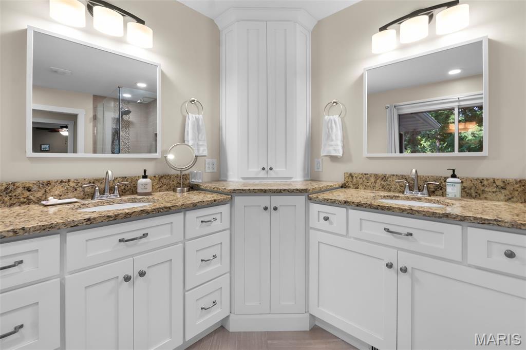 Chateau Oaks - Residential